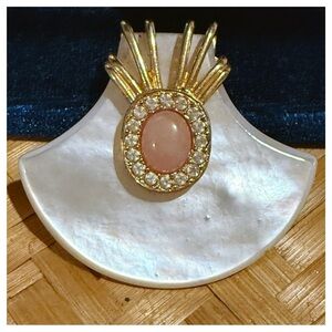 Vintage Elegant Mother Of Pearl Fan Shape Gold and Pink Stone Brooch